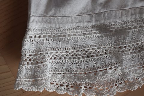 Good old pantalettes with borders made by handVery beautiful and specialIn a good condition