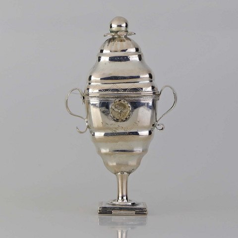 item no: 614647