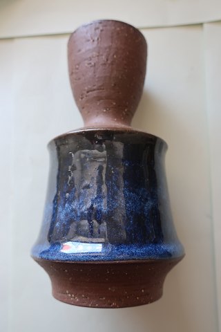 Smuk Michael Andersen vase 
Bornholm, Denmark
Stemplet
Fra 1960