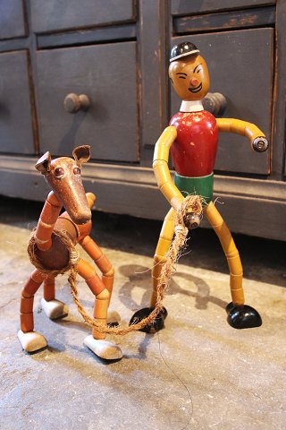 Vintage Trædukke og Træhund fra 1950’erne...