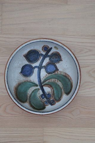 Bordskål, Kaktus-serien
Fra Søholm, Bornholm
Design: Noomi Bachausen
Nr. 3217
H: 9cm 
D: 28,5cm
Vi har et bredt udvalg af keramik fra Søholm
Kontakt os for yderligere information
