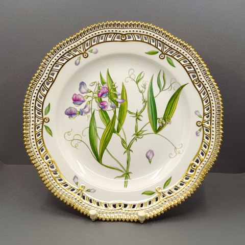 Royal Copenhagen, Flora Danica; Middagstallerken #3553