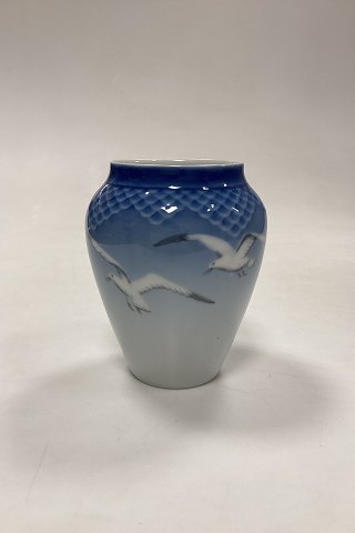 Bing og Grøndahl Måge Vase No. 681