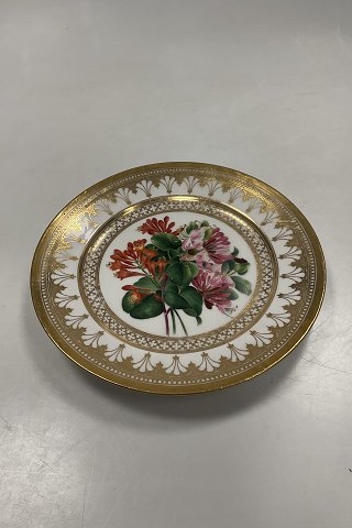 Royal Copenhagen Antik Tallerken med Blomster Motiv og guld. Signeret af Christian Klein fra 1820-1850