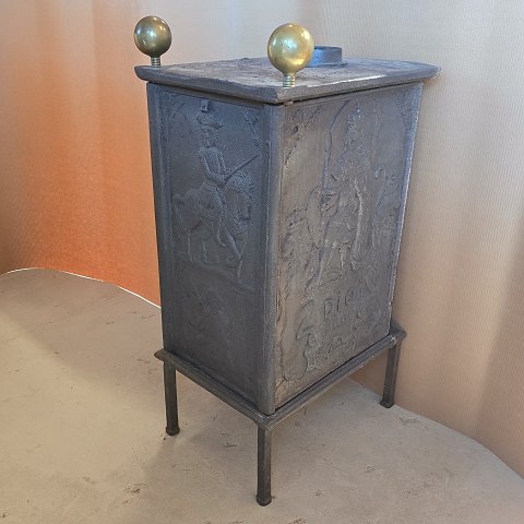 Diverse møbeldesign