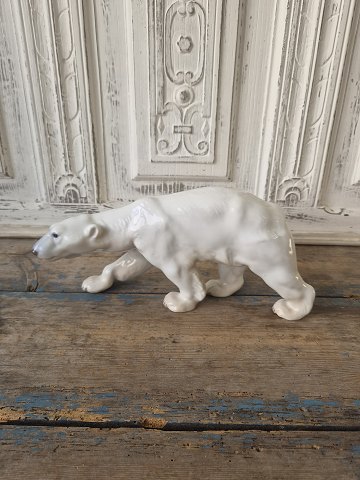 Porcelain and faience