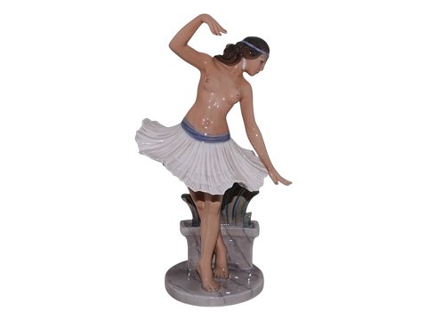 Rare Dahl Jensen figurinePompeian dancer