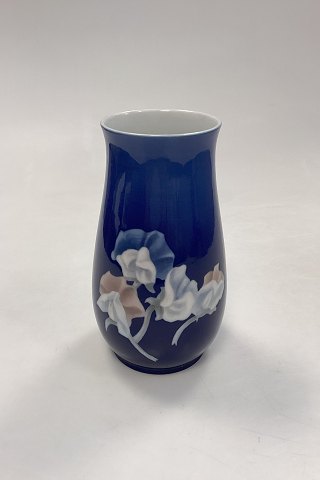Bing og Grøndahl Art nouveau vase med Snerlemotiv No. 8726/210
