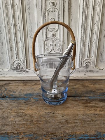 Glas