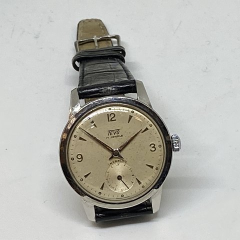 Pocket- and wrist watches