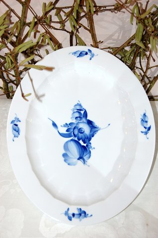 Royal copenhagen
Blue flower angular Dish 8539