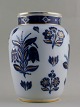 Soviet (USSR) vase in porcelain.