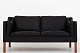 Roxy Klassik præsenterer: Børge Mogensen / Fredericia FurnitureBM 2212 - 2 pers. sofa i originalt, sort læder ...