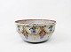 Clay bowl decorated with light colours from around the year 1880.
5000m2 showroom.
