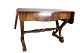 Table with extensions of mahogany and in great antique condition from 1860. 
5000m2 showroom.