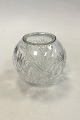 Krystalglas Kugleformet Vase med indsats(Kaviarskål?) og slibninger