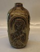 Klosterkælderen præsenterer: 3544 Kgl. Vase med figurativ relief 22.5 cm Jais Nielsen Sung glasur Kongelig ...