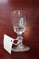 ViKaLi præsenterer: Antikt snapseglas med slibningFra ca. 1890