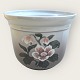 Bing&Grøndahl
Flower pots
Gray Christmas rose
set of 2 pcs.
#669
*DKK 1,600