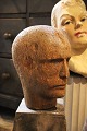 Early 1800s wig head in carved wood with a super fine patina...