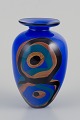 L'Art presents: 
Ioan 
Nemtoi 
(Romanian, b. 
1964) art 
glass. Handmade 
art glass vase. 
Blue, brown, 
and black 
shades.