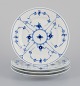 L'Art presents: 
Royal 
Copenhagen Blue 
Fluted Plain. 
Four plates.