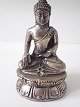 Lille kinesisk Buddha i bronze.