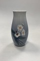Danam Antik 
præsenterer: 
Bing og 
Grøndahl Art 
Nouveau Vase - 
Hvide Blomster 
No. 865/249