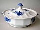 Pegasus – Kunst 
- Antik - 
Design 
präsentiert: 
Royal 
Copenhagen, 
blaue Blumen, 
schale mit 
Deckel, 8535, 
20. ...