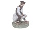 Antik K 
presents: 
Royal 
Copenhagen 
figurine
Farmer with 
two sheep from 
1898-1923