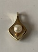 14k gold pendant with a pearl, stamped GIFA 585.