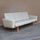 Hans Wegner sofa
GE 236/3
Eg
210 cm