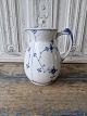 Karstens Antik 
præsenterer: 
B&G 
Blåmalet stor 
mælkekande 19,5 
cm.