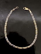 14 carat red and white gold bracelet