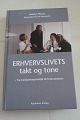 Erhvervslivets takt og tone,- fra bestyrelsesmødet til frokoststuenPå Dansk (se mere info på foto af bagsiden af bogen)Askholms forlag2001Sideantal: 222