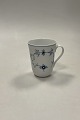Royal 
Copenhagen 
Musselmalet 
Riflet kop med 
hank No 497