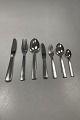 Hingelberg 
Sterling Sølv 
Bestik No 11 
til 12 personer 
94 ...