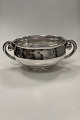 Danam Antik 
præsenterer: 
Vintage 
Georg Jensen 
Sterling Sølv 
Skål / 
Centerpiece No. 
501
