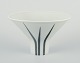 L'Art 
præsenterer: 
Rörstrand 
”Lancett” vase 
af porcelæn.