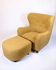 Armchair with ottoman - Over-upholstered - Patterned yellow fabric - Black legs 
- Danish Design - 1940s Style
Great condition

