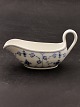Royal 
Copenhagen blue 
fluting butter 
boat 1/2040