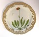 Royal 
Copenhagen. 
Flora Danica. 
Rundt 
serveringsfad
med ...
