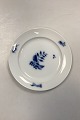Danam Antik 
præsenterer: 
Royal 
Copenhagen Bleu 
Royal 
Frokosttallerken 
No. 14011