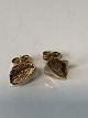 Earrings in 8 carat gold.
Length 1.1 cm.