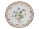 Flora Danica
Luncheon plate 
22 cm. #3572