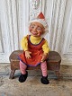Gammel butiks 
nisse pige 37 
cm.