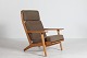 Hans J. Wegner
Høj lænestol 
GE 290
fremstillet af 
egetræ