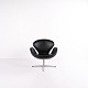 Osted Antik & 
Design 
præsenterer: 
Svane stol 
– Arne Jacobsen 
– Sort Elegance 
læder – Fritz 
Hansen – 2002
Flot ...
