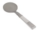 Georg Jensen 
Relief
Tarteletspade 
19,8 cm.