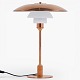 Louis Poulsen / Poul Henningsen.PH 3½-2½ - Bordlampe med overskærm i kobber/hvidt opalglas (begge skærme medfølger) og mellem- samt underskærm i hvidt opalglas. Jubilæumsudgave. Original kasse medfølger med certifikat.Kontakt os vedr. lagerstatus